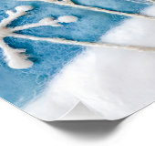 Voelde Hond In Sneeuw Met Sjaal En Vogel Perfect Poster (Hoek)