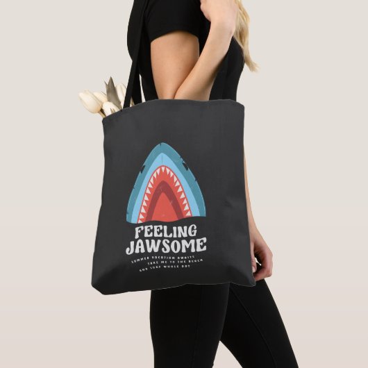 Voeling met Jawsome Shark Funny Summer Puns Tote Bag (Dichtbij)