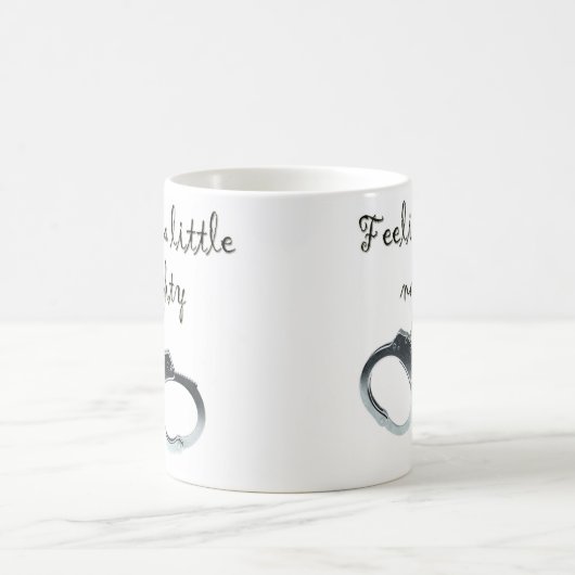 Voeling Naughty Mok (Center)