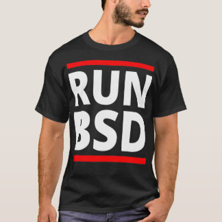 Voer BSD Systems Admin Computer Nerd Hackers uit T-shirt