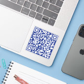 Voer direct gegenereerde URL-code in | marineblauw Sticker (Laptop met iPhone)