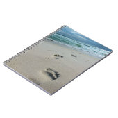 Voetafdrukken in het zand-notebook notitieboek (Linkerzijde)