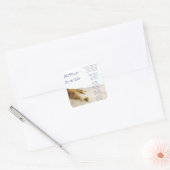 voetafdrukken in het zand vierkante sticker (Envelop)