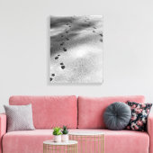 Voetafdrukken in sneeuw canvas afdruk (Insitu (Woonkamer))