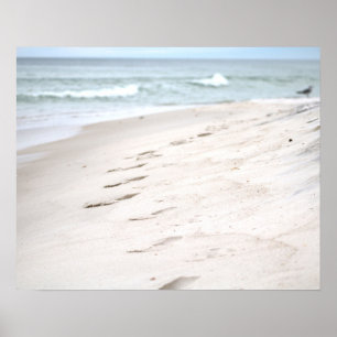 Voetafdrukken op de Beach Sand 16x20 Poster afdruk