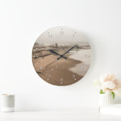 Voetafdrukken op een Foggy Beach Grote Klok (Huis)