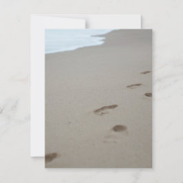 Voetafdrukken op een Mozambikaans strand Notitiekaartje