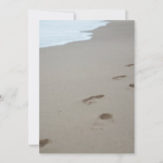 Voetafdrukken op een wit strand in Mozambique Bedankkaart (Voorkant)