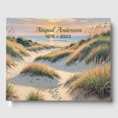 Voetafdrukken op strandduin gastenboek (Voorkant)