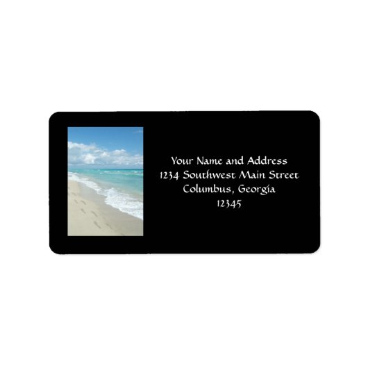 Voetafdrukken op White Sandy Beach, Schilderachtig Etiket (Voorkant)