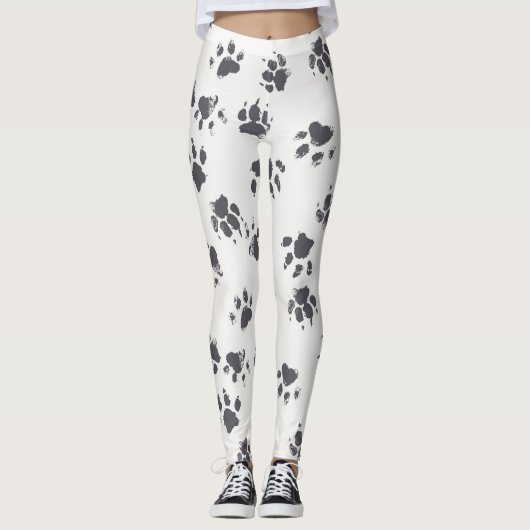 Voetafdrukken van poot: Hond monochroom naadloos. Leggings (Voorkant)