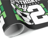 Voetbal - 2 jaar oude jongen - 2e verjaardag cadeaupapier (Rol Hoek)