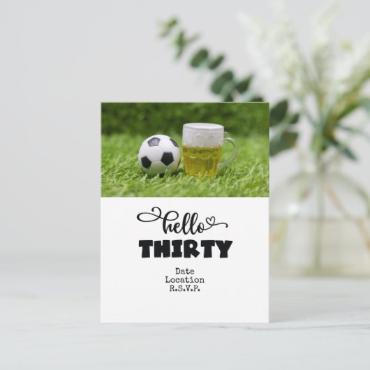 Voetbal 30e Verjaardagskaart met ballen op groen Briefkaart (Staand voorkant)