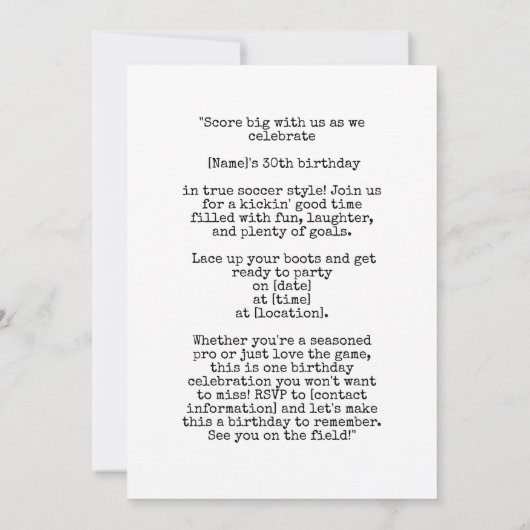 Voetbal 30e Verjaardagskaart met ballen op groen Kaart (Achterkant)