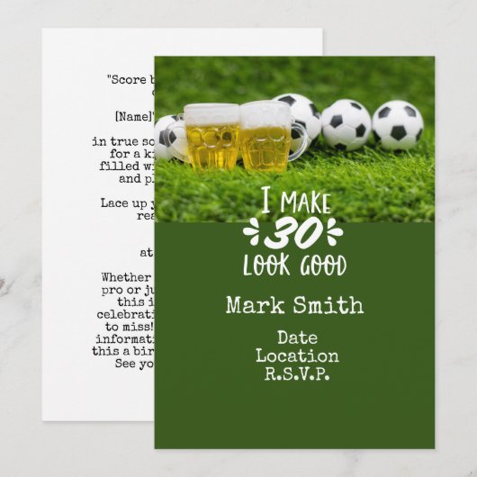 Voetbal 30e Verjaardagskaart met ballen op groen Kaart (Voorkant / Achterkant)