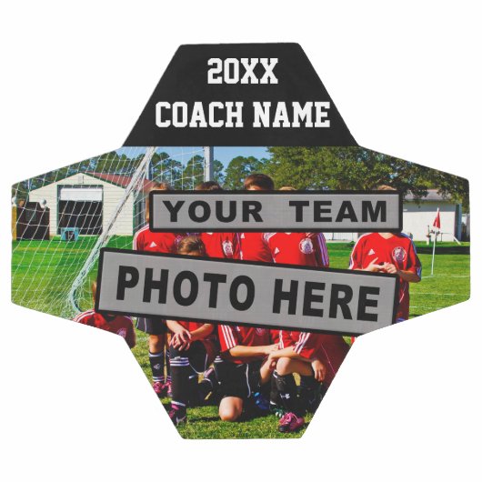 Voetbal coach geeft TEAM FOTO en coach NAAM (Enkel)