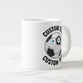 Voetbal Custom Happy Face & gepersonaliseerde teks Grote Koffiekop (Voorkant rechts)