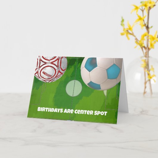Voetbal en Field Fun Verjaardagspun Kaart (Gele Bloem)