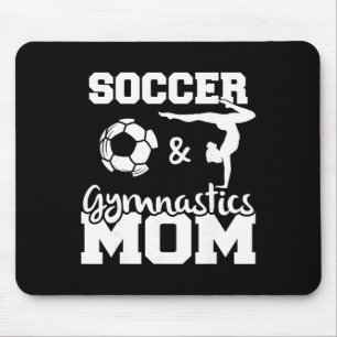 Voetbal en gymnastiek Moeder Grappige Voetballer G Muismat