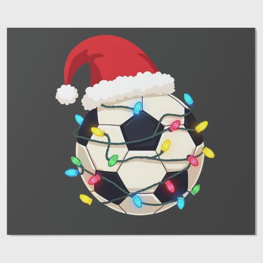 Voetbal gewikkeld in kerstverlichting Voetballer  Cadeaupapier (Vlak)