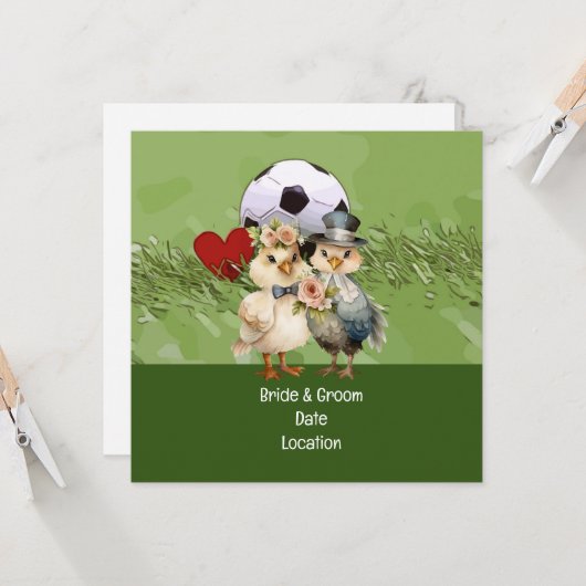 Voetbal Huwelijk thema met bal op groen Kaart (Voorkant / Achterkant in situ)