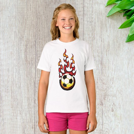 Voetbal in brand t-shirt