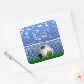 Voetbal in het net, sjabloon vierkante sticker (Envelop)