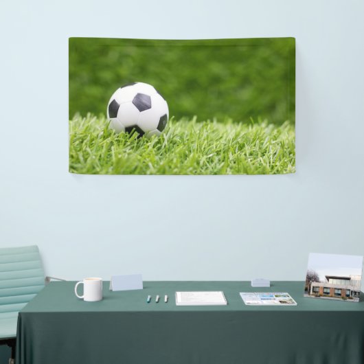 Voetbal is op de achtergrond van groene gras spandoek (Beurs)