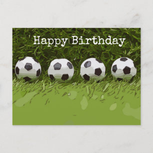 Voetbal is op de groene gras Happy Birthday Card Briefkaart