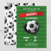 Voetbal kick up een leuke verjaardag uitnodiging (Voorkant / Achterkant)