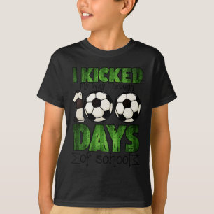 Voetbal Kinder Ik schopte mijn weg door 100 dagen  T-shirt