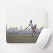 Voetbal knieën in stadspark muismat (Met muis)
