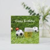 Voetbal met bal en bier Happy Birthday Kaart (Staand voorkant)