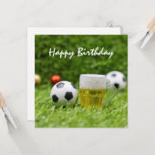Voetbal met bal en bier Happy Birthday Kaart (Voorkant / Achterkant in situ)