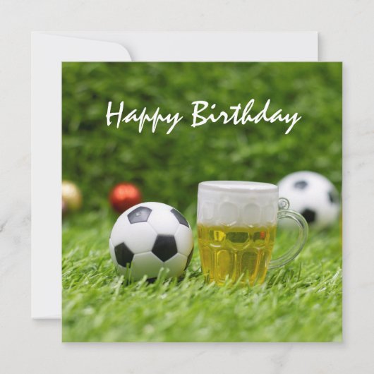 Voetbal met bal en bier Happy Birthday Kaart (Voorkant)