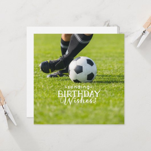 Voetbal met bal en gelukkige verjaardag kaart (Voorkant / Achterkant in situ)