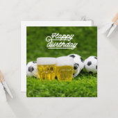 Voetbal met bier en ballen op groen kaart (Voorkant / Achterkant in situ)