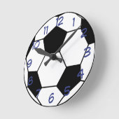 Voetbal met blauwe wandklok (Hoek)