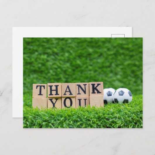 Voetbal met dank u woord zijn op groen gras briefkaart (Voorkant / Achterkant)