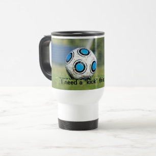 Voetbal met doel, heeft een klein schopje nodig, reisbeker