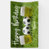 Voetbal met Happy Birthday met bier Spandoek (Verticaal)
