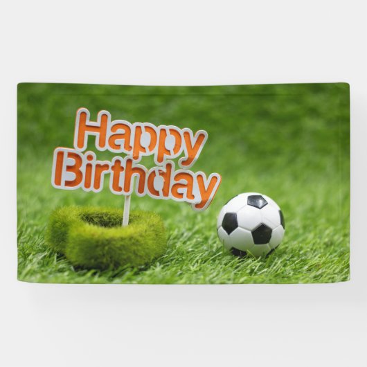 Voetbal met Happy Birthday Sign op groen Spandoek (Horizontaal)