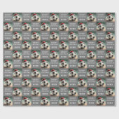 Voetbal met Kerstmuts Leuke Kerstmis Cadeaupapier (Vlak)
