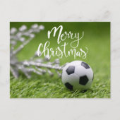 Voetbal met kerstversiering op groen feestdagenkaart (Voorkant)