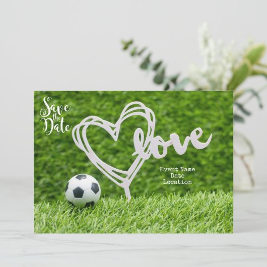 Voetbal met liefde voor bruiloft bewaar de datum kaart (Staand voorkant)