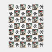 Voetbal met rode Santa Hat Sneeuwvlok Naam Fleece Deken (Voorkant)