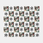 Voetbal met rode Santa Hat Sneeuwvlok Naam Fleece Deken (Voorkant (Horizontaal))