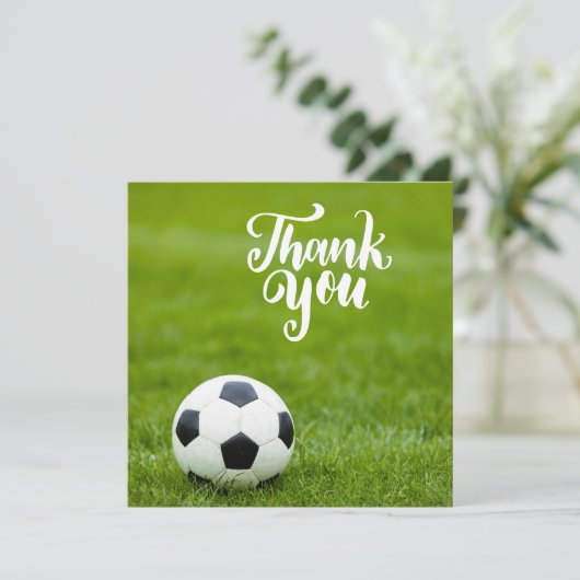 Voetbal met woord Dank u wel (Staand voorkant)