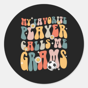 Voetbal Mijn favoriete speler noemt me oma  Ronde Sticker