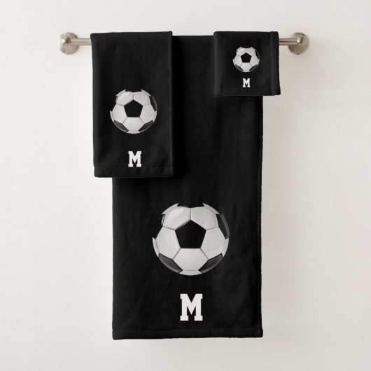 Voetbal & Monogram op zwart Bad Handdoek (Insitu)